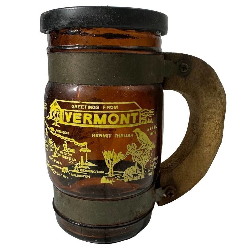 Siesta Ware Vermont Tourist Amber Brown Glass Pepper Shaker Graphic Wood Handle